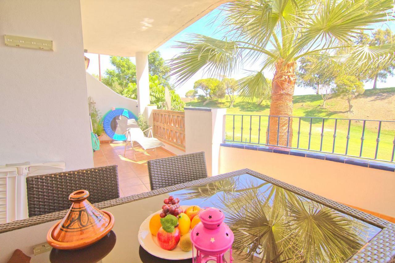 Isla Soleada Apt Sitio de Calahonda Екстериор снимка